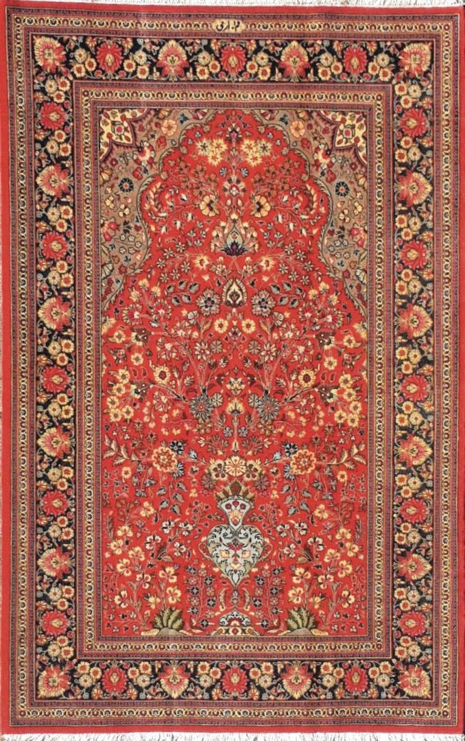 Null Tapis d'Iran - Origine Ghoum

Velours : laine. Chaînes : coton

200 x 130 c&hellip;