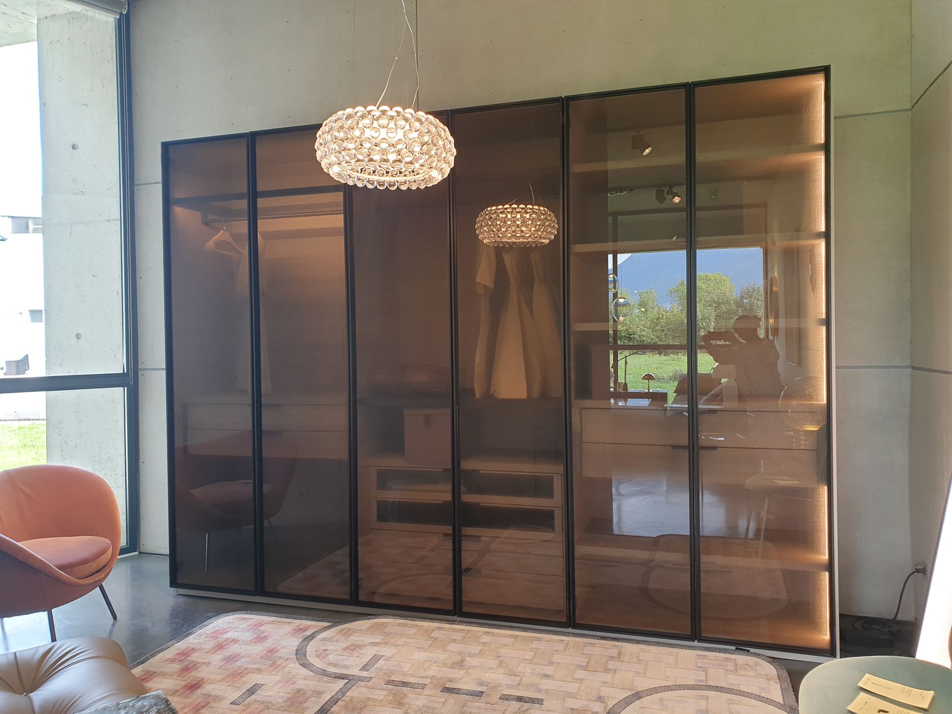 Null LEMA, Dandy Dressing room 

With 6 glass swing doors

Varnished frame nze 
&hellip;