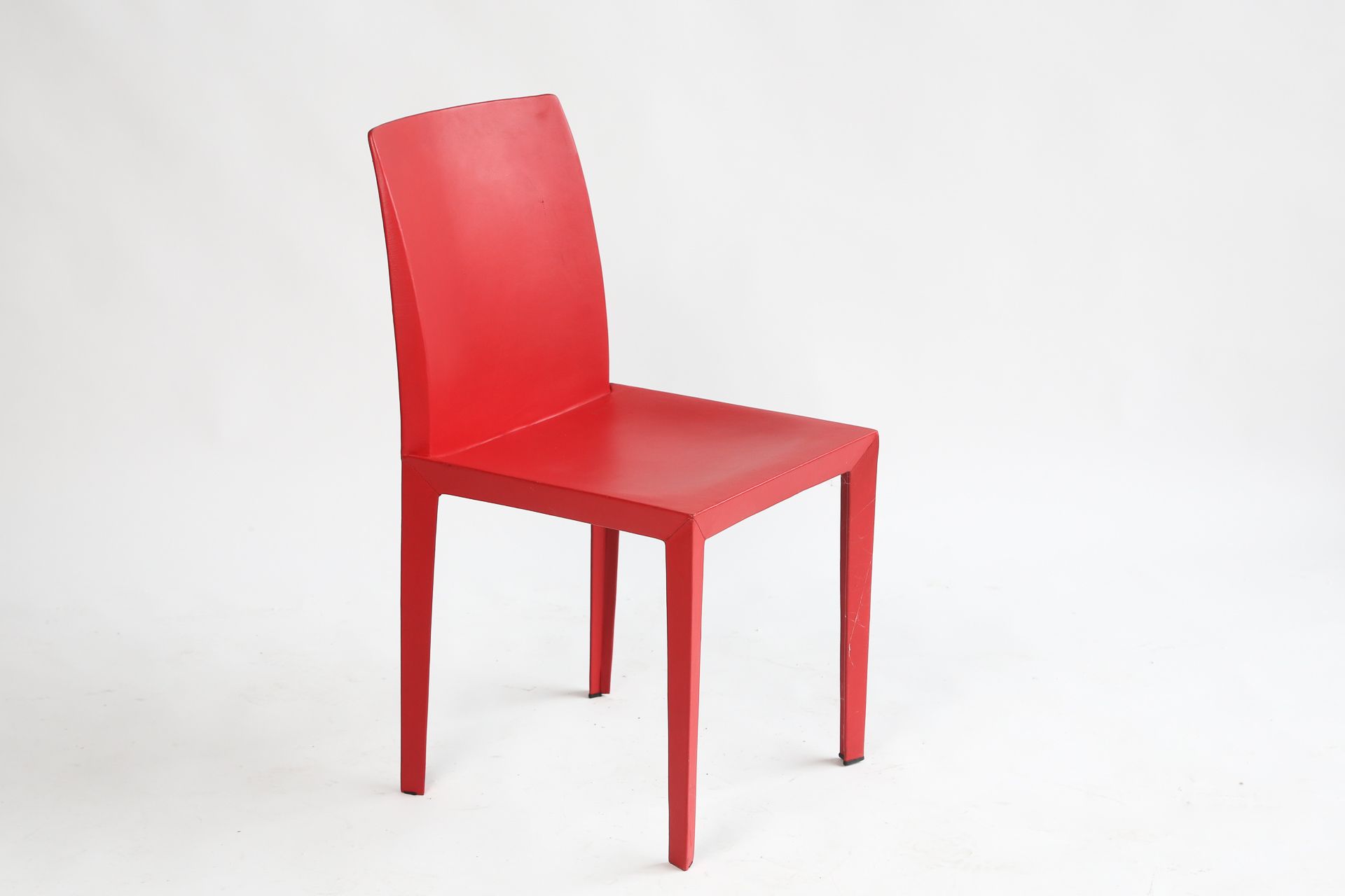 Null POLTRONA FRAU, sedia Poltrona in pelle rossa (segni sugli angoli)