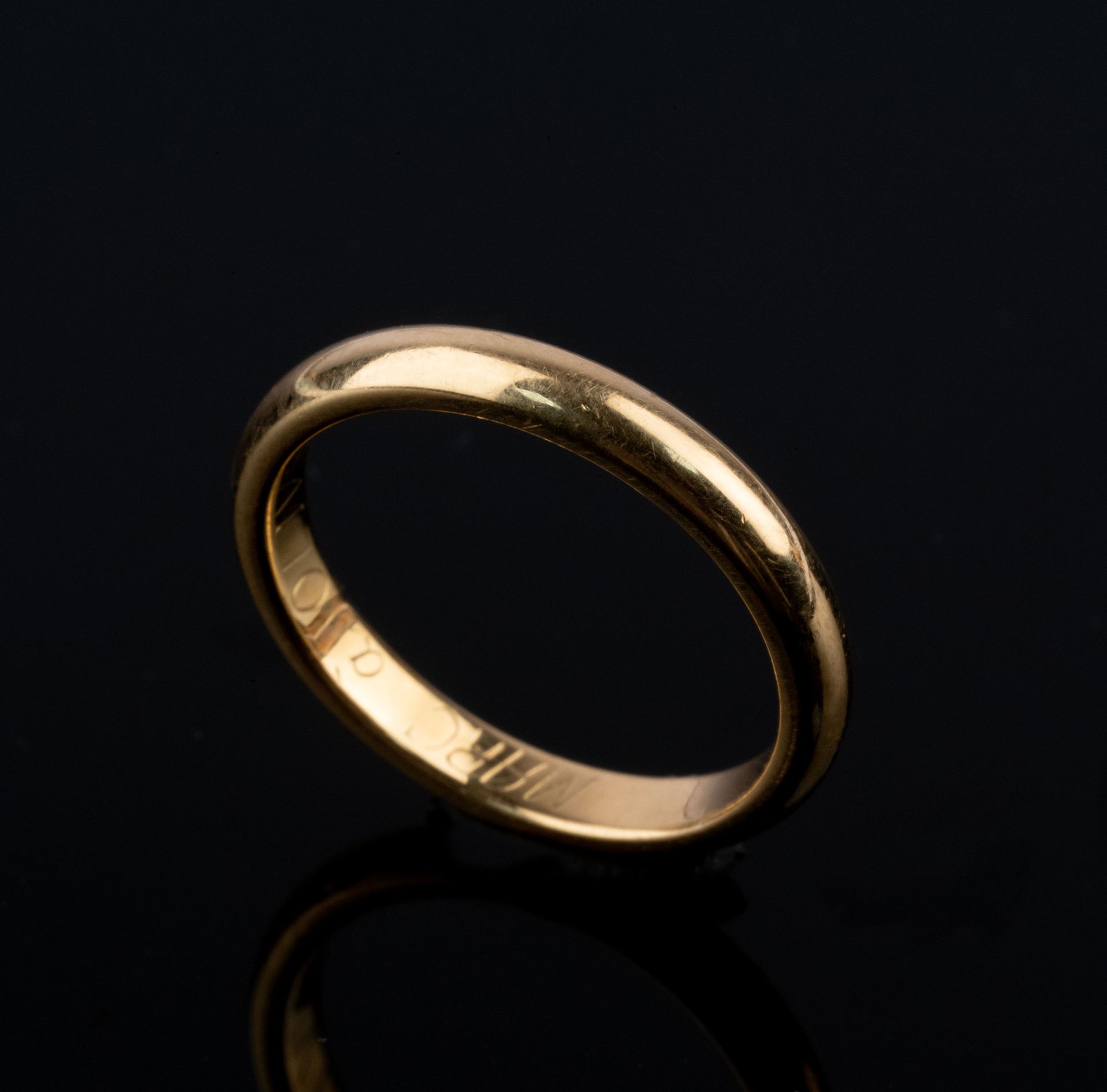 Null Wedding ring in 18 carat yellow gold (750/1000th) weight : 3,5 g