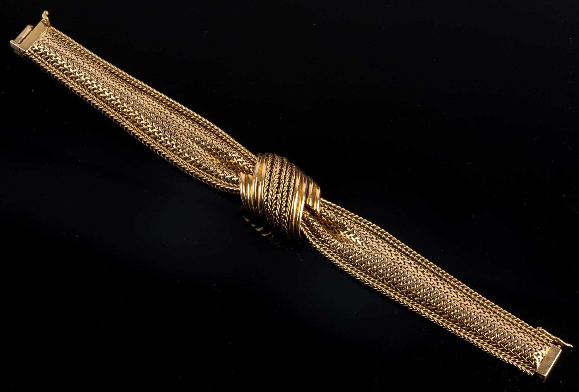 Null UTI Blancpain, Montre bracelet de dame avec bracelet et boitier en or jaune&hellip;