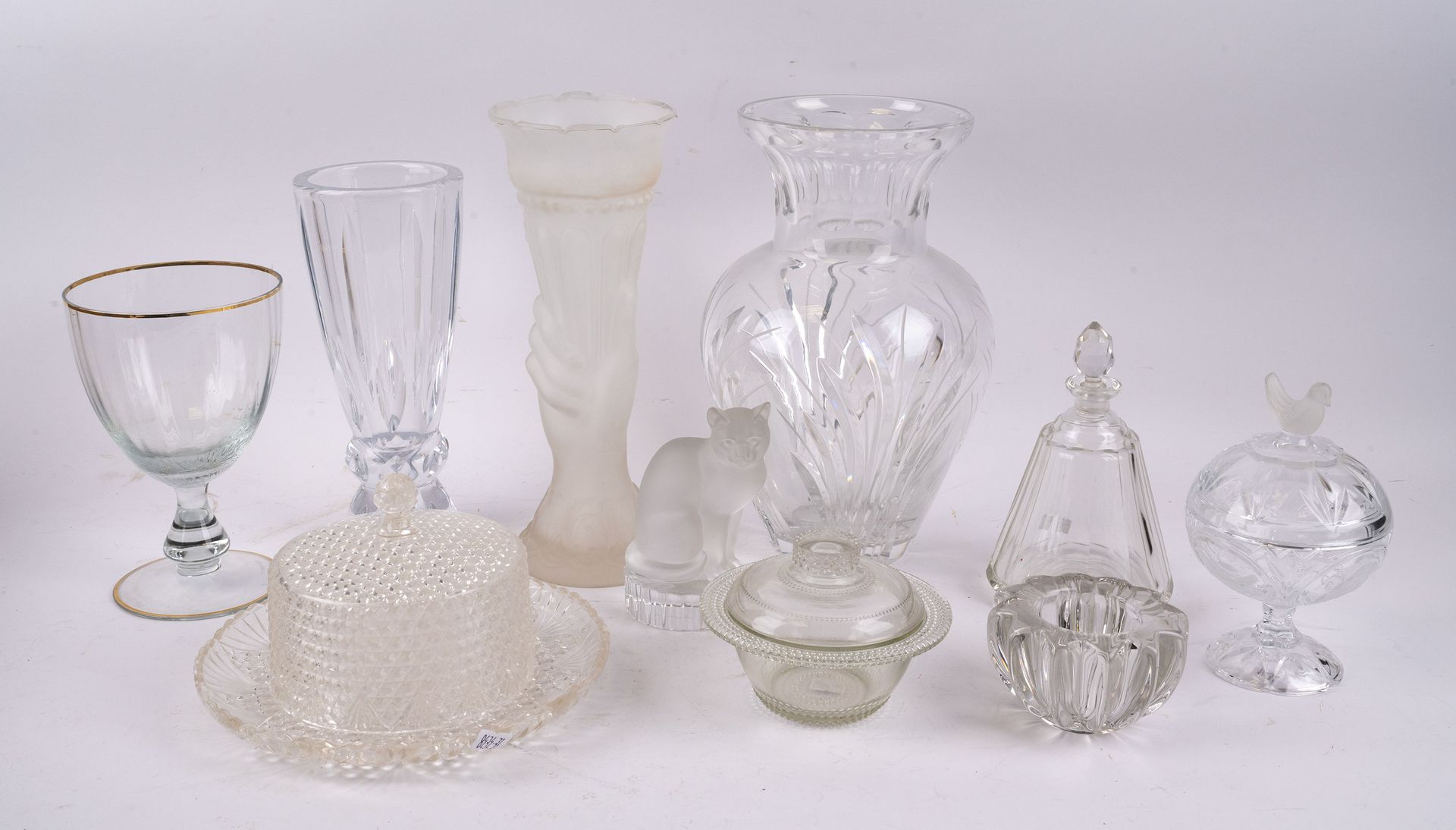 Null Verschiedenes aus Glas und Kristall, darunter Vasen, Schalen, Glocken, gego&hellip;
