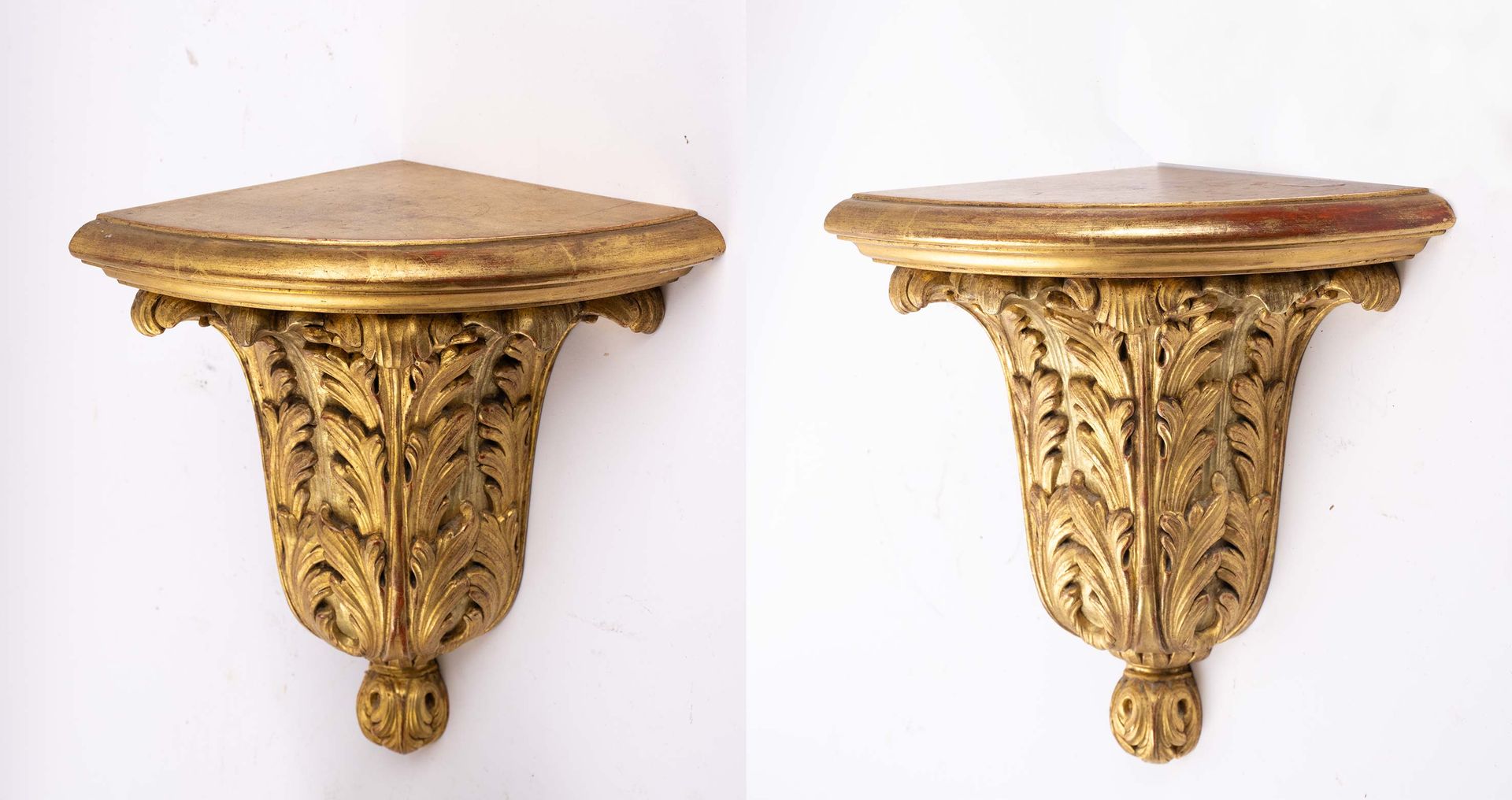 Null Pair of carved and gilded wood corner brackets with foliage decoration, H: &hellip;