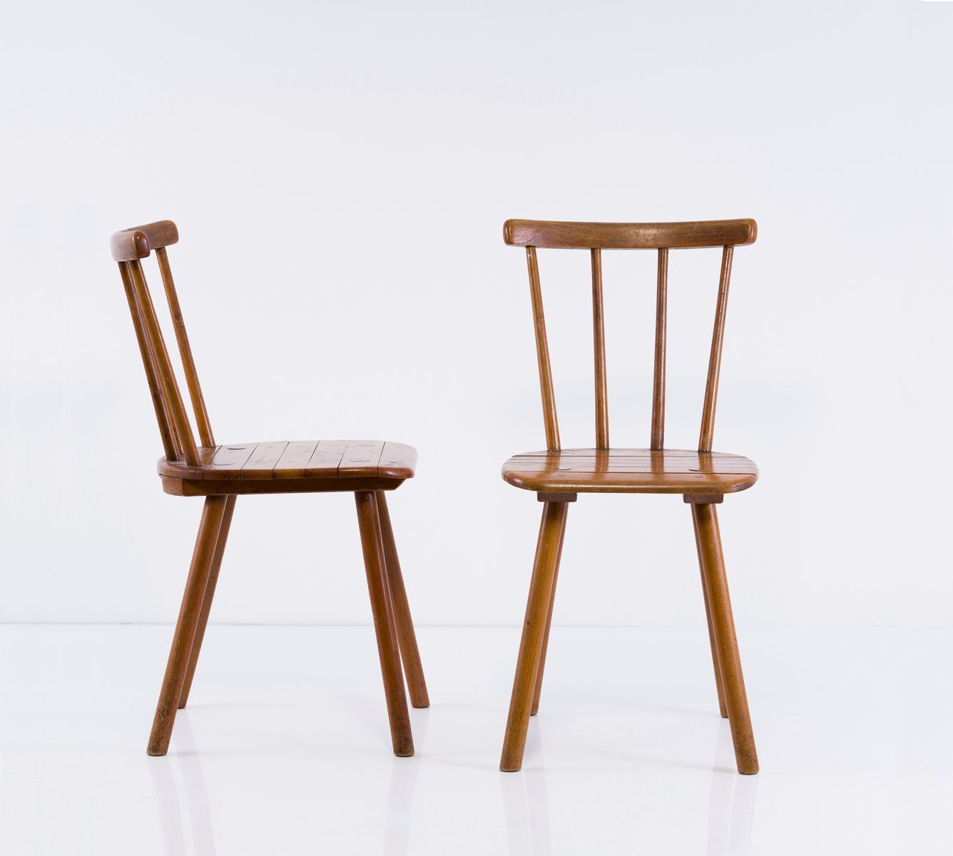 Null Adolf G. Schneck		, 2 'Tübingen' chairs, c. 1934, H. 83 x 40.5 x 51 cm. Mad&hellip;