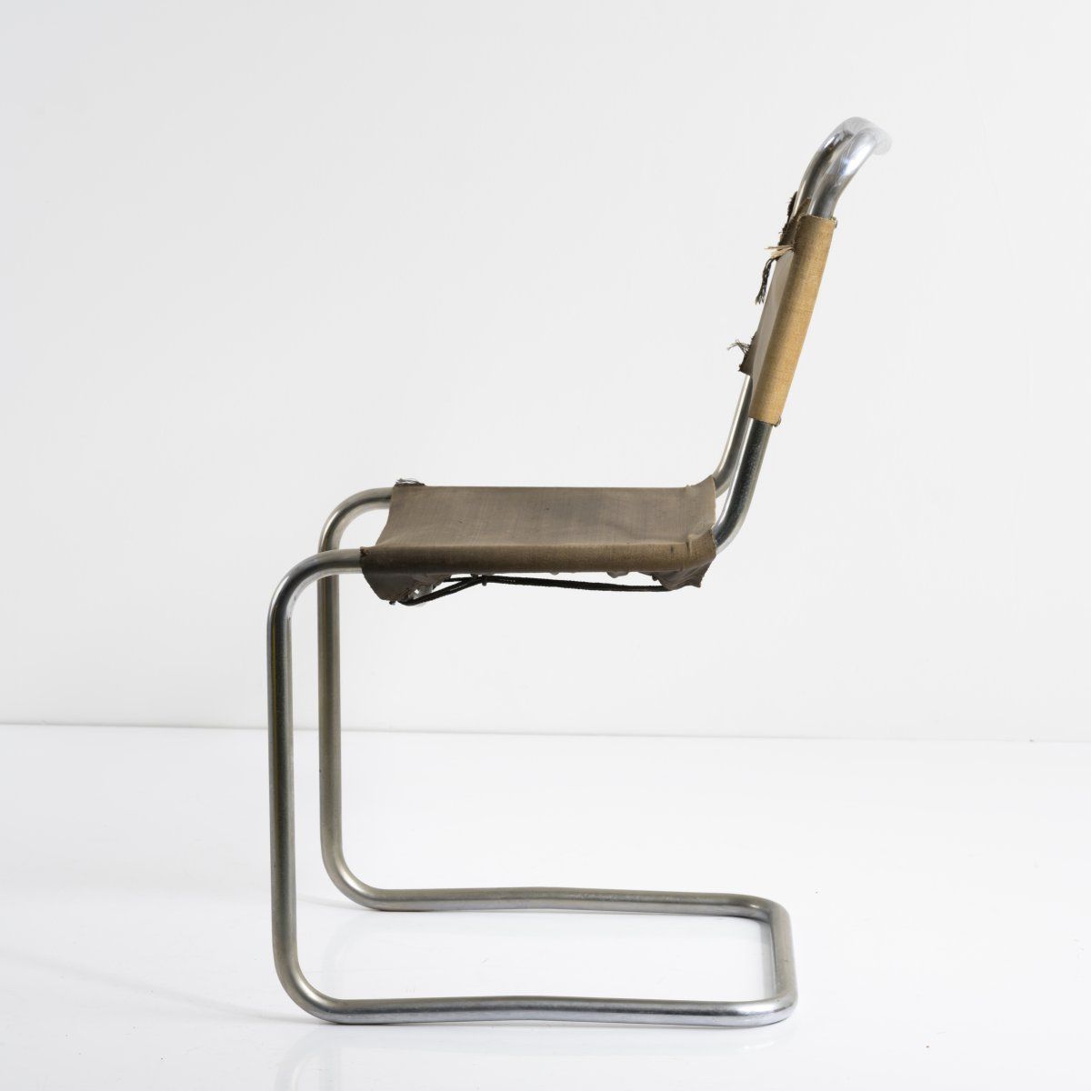 Null Marcel Breuer , 'B 33' chair (variation), 1927/1928, H. 85 x 44.5 x 59.5 cm&hellip;