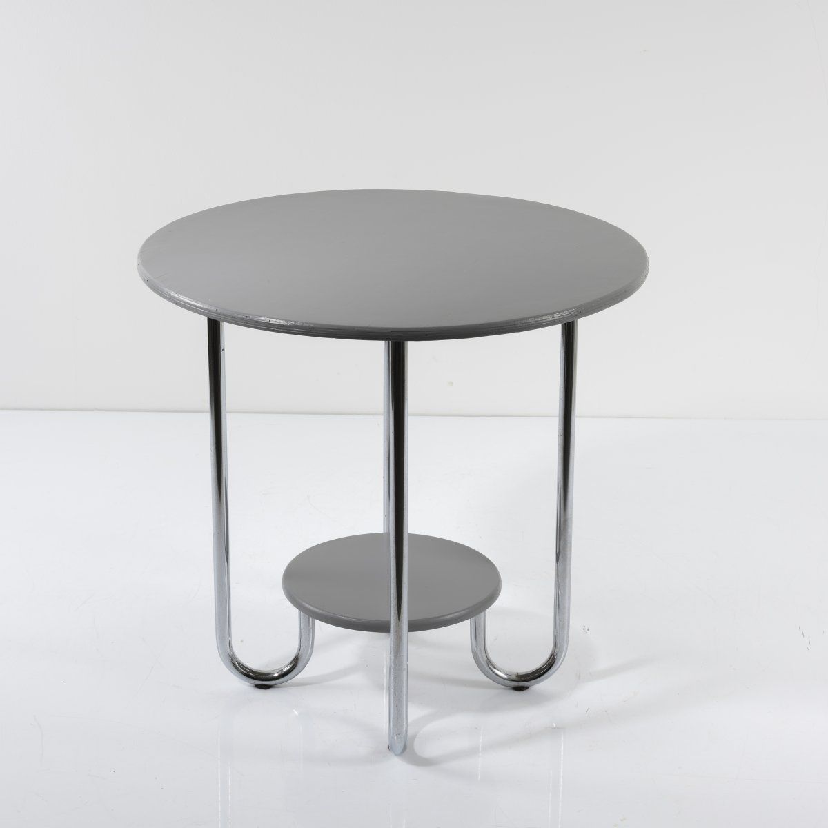Null Metz & Co., Rotterdam, Table d'appoint, c. 1935, H. 60,5 cm, D. 64 cm ; Tub&hellip;