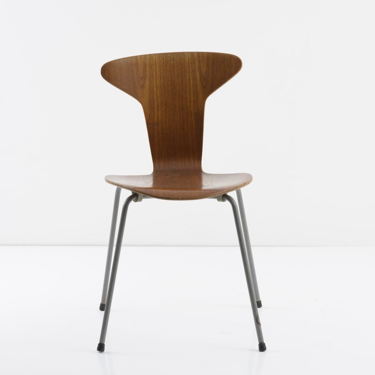 Null Arne Jacobsen, 'Munkegard' - '3105' chair, 1952, H. 77.5 x 53 x 50 cm. Made&hellip;