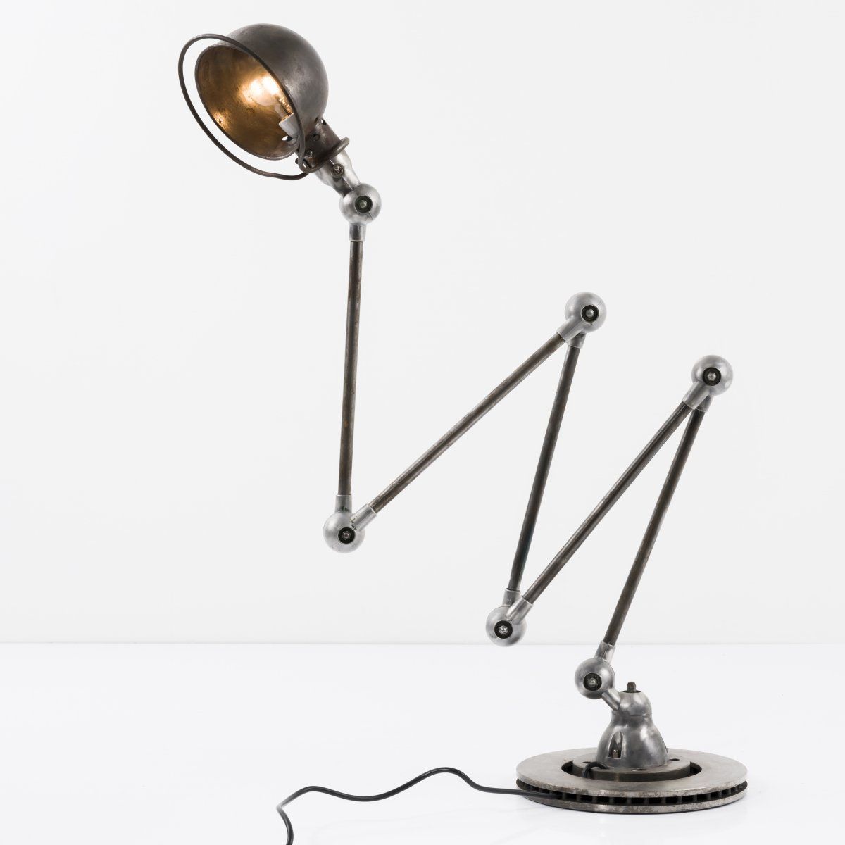 Null Jean-Louis Domecq, 'Standard' floorlamp, 1951, H. 190 cm (max.), D. 19.5 cm&hellip;