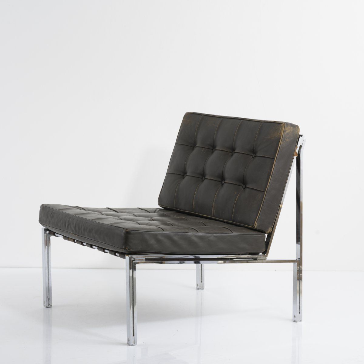 Null Kurt Thut, chaise longue 'KT 221', 1956, H. 67 x 68 x 71 cm. Fabriqué par T&hellip;