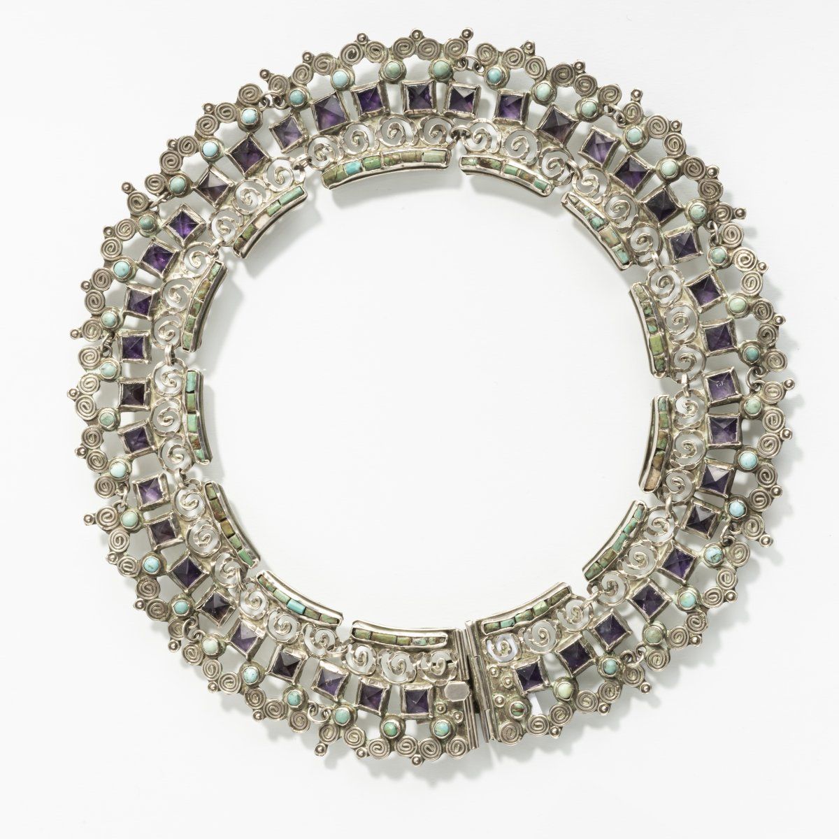Null Matilde Poulat, Mexiko, Collier, c. 1960, Sterling silver, amethysts, turqu&hellip;