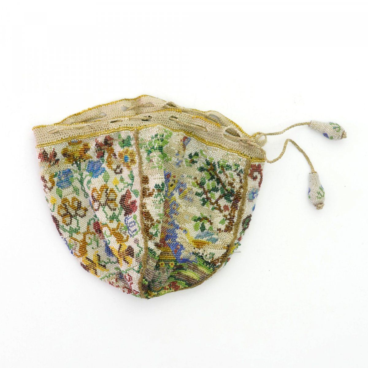 Null Pouch with coat of arms and flowers, c. 1780-1800, H. 11 x 12.5 cm. Polychr&hellip;