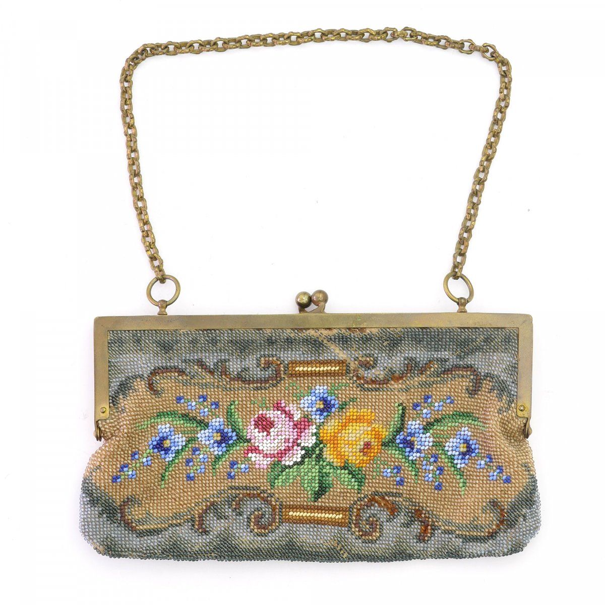 Null 花卉图案的袋子，19世纪下半叶，高10 x 17厘米。纺织品上的多色珠绣，皮革衬里，黄铜框架，黄铜链。