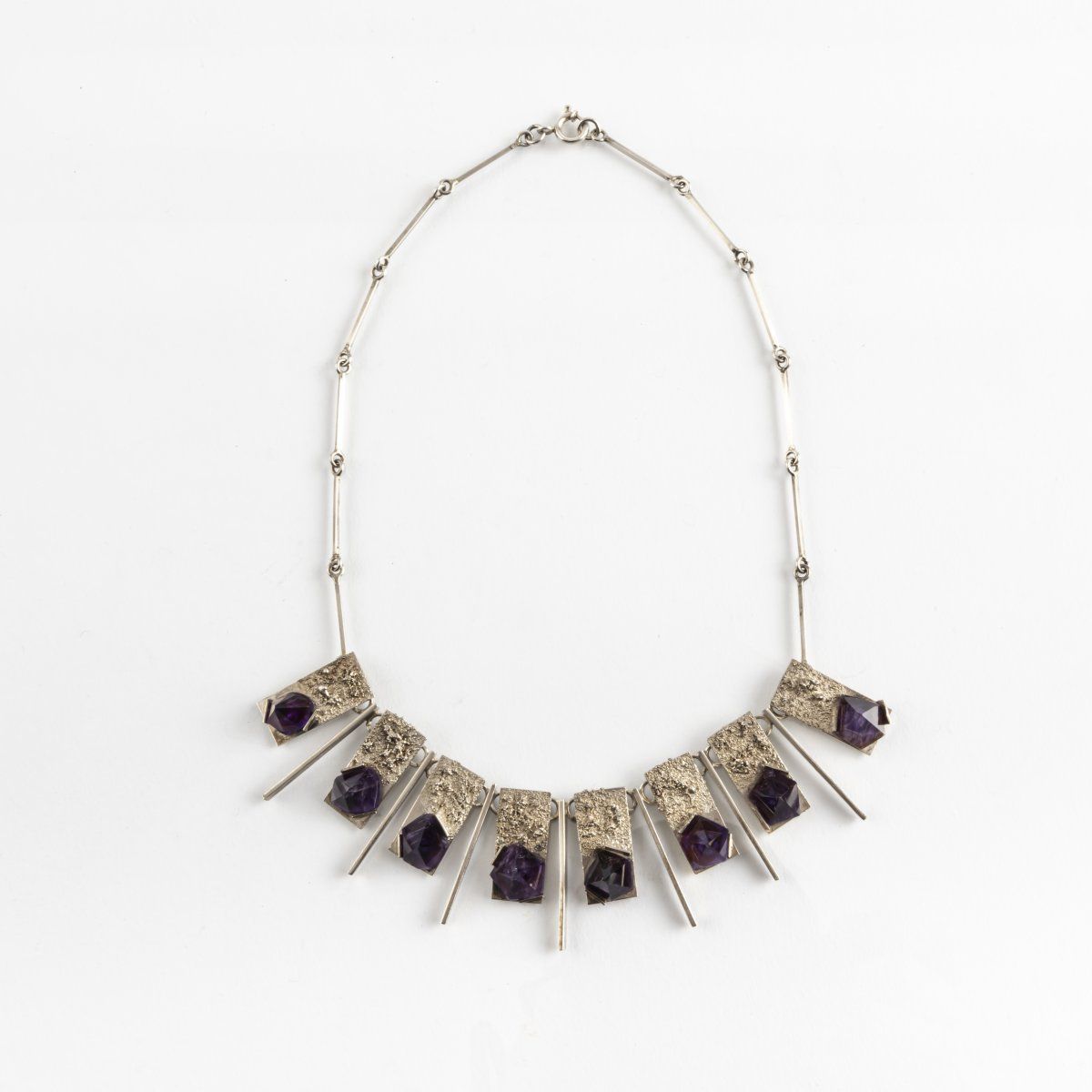Null Germany, Collier, 1960s, Silver, amethysts. 48.39 grams. L. (open) 430 mm. &hellip;