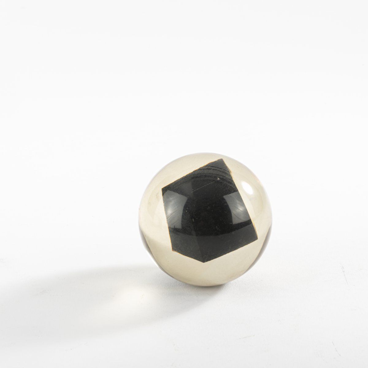 Null Enzo Mari, "Concentric Cube", 1959, H. 9,5 cm, Ø 8 cm. Fabriqué par Danese,&hellip;