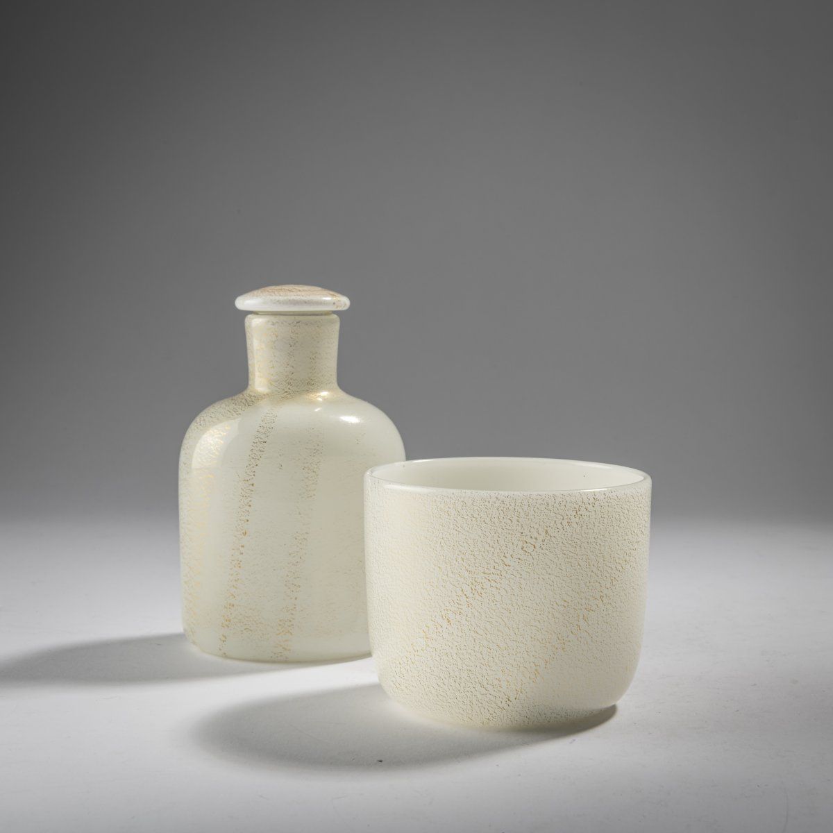 Null Carlo Scarpa , 'Lattimo' bottle and mug, c. 1936, Model no. 0653. H. 6.5 cm&hellip;