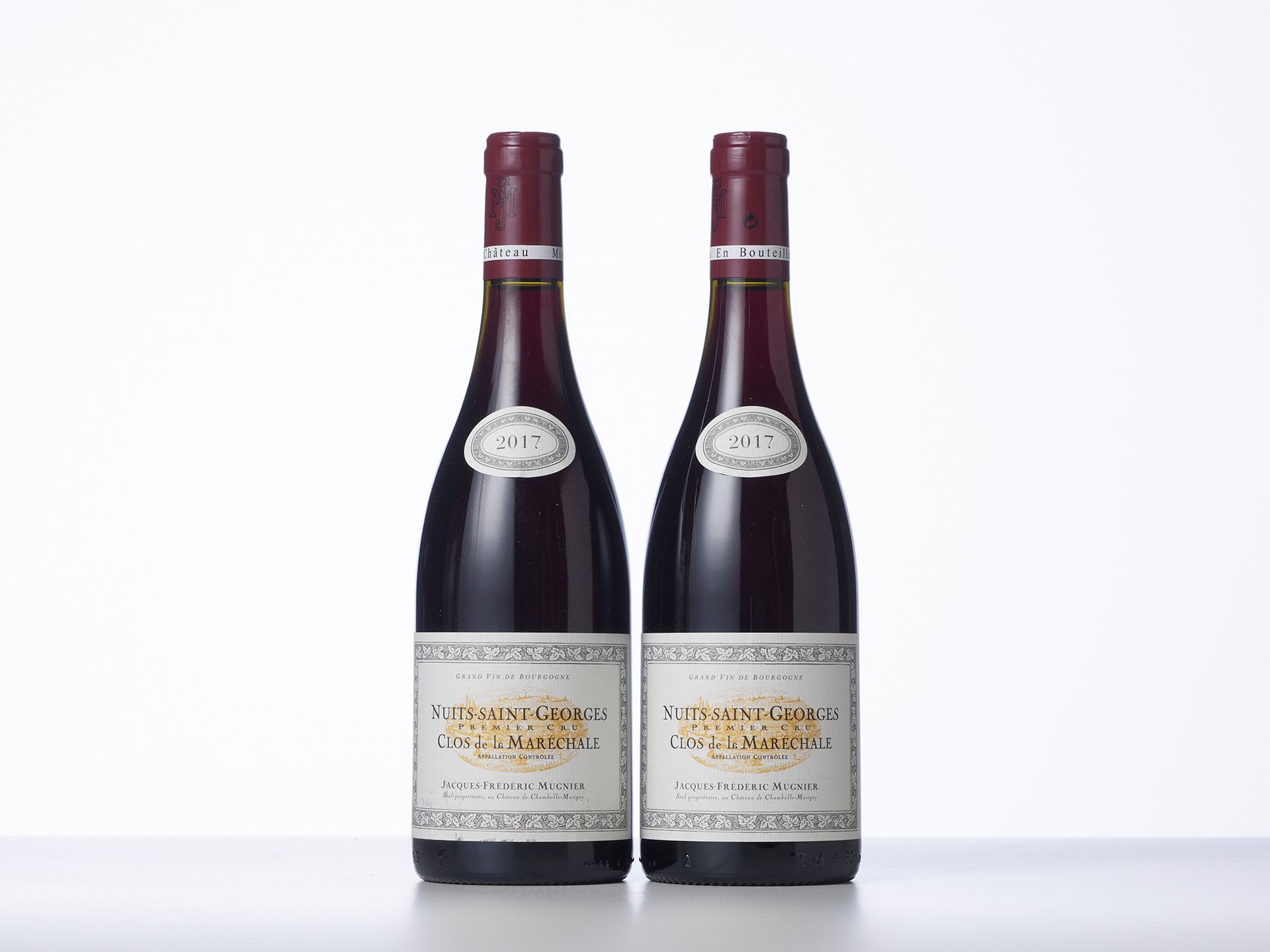 Null 2瓶NUITS-SAINT-GEORGES CLOS DE LA MARECHALE红葡萄酒(1° Cru) 

年份 : 2017 

产区：雅克-&hellip;