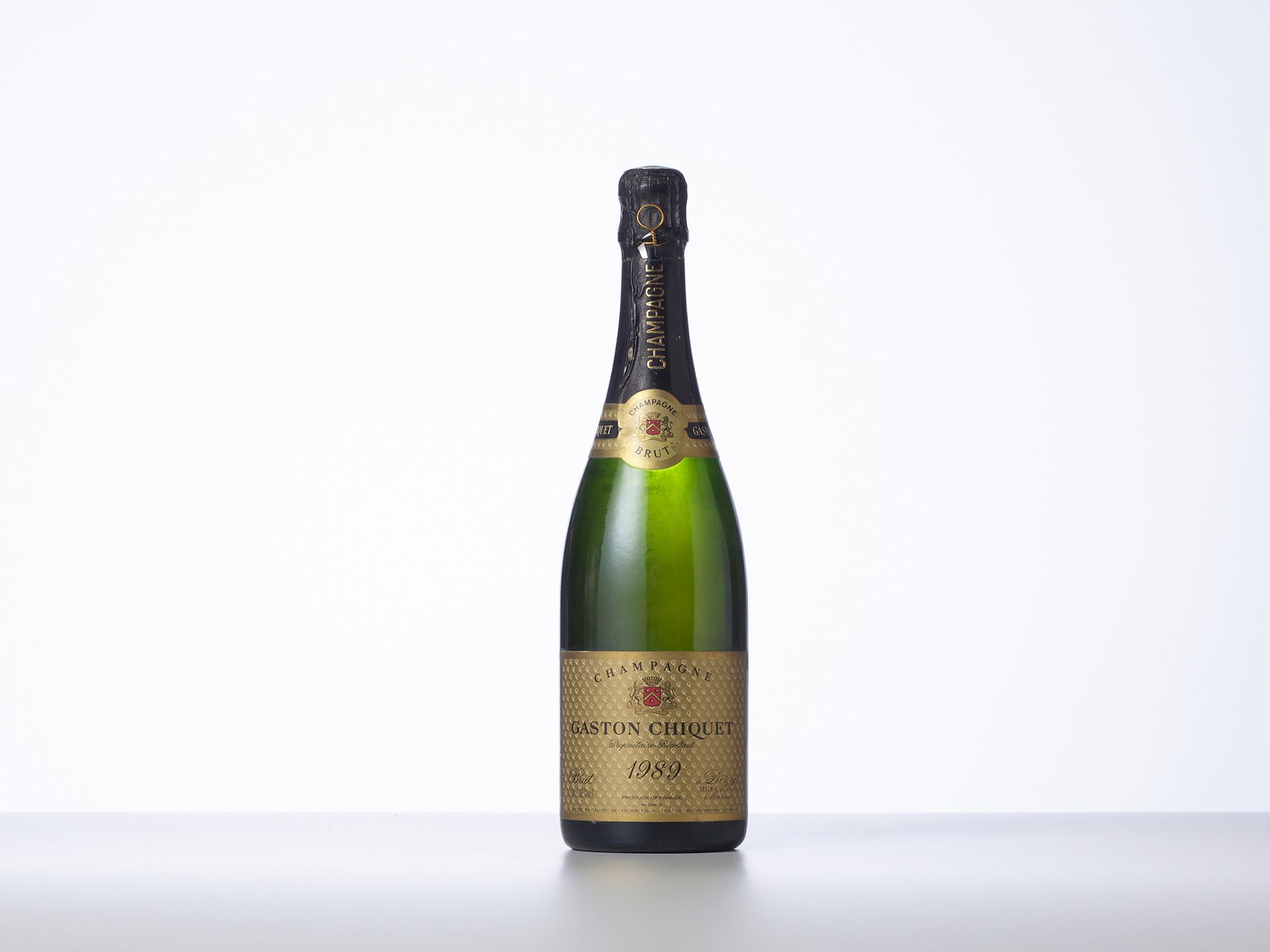 Null 1 Flasche CHAMPAGNE BRUT 

Jahr : 1989 

Marke : Gaston Chiquet 

Bemerkung&hellip;