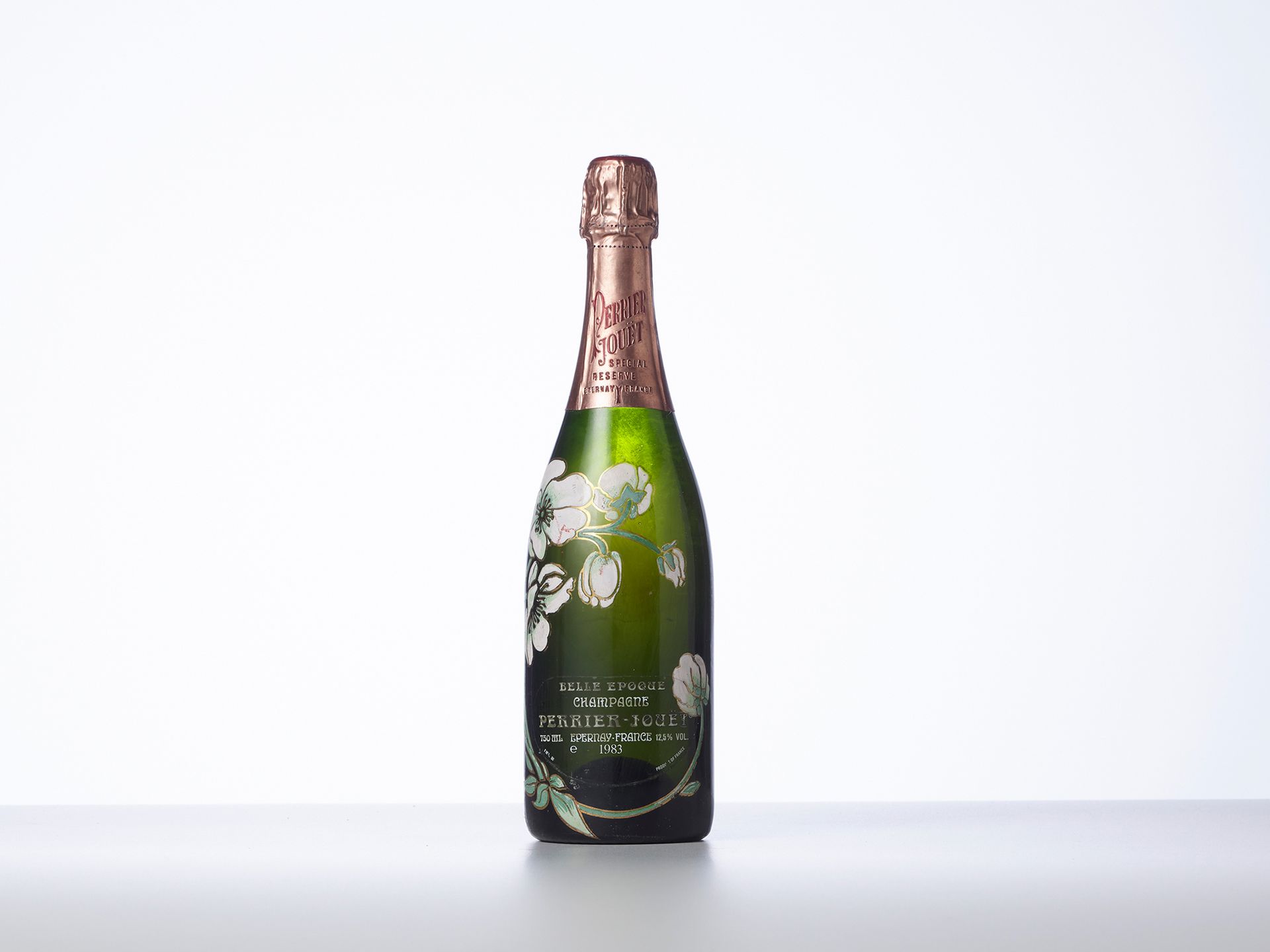 Null 1 Bottle CHAMPAGNE BRUT "BELLE EPOQUE 

Year : 1983 

Name : Perrier-Jouët &hellip;