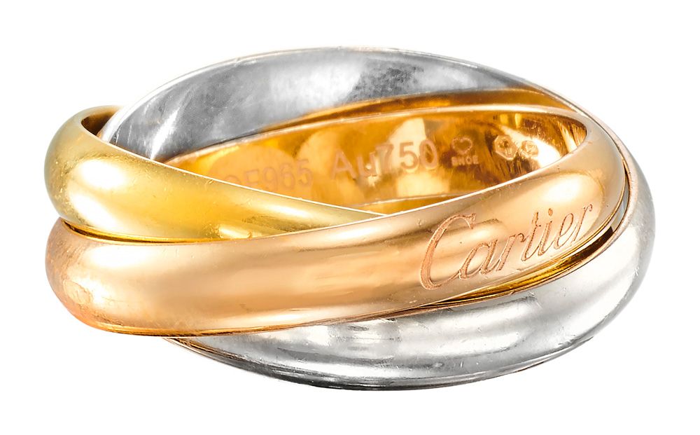 CARTIER 三位一体 "系列

三色金的三环结婚戒指

有签名和编号的

TDD: 56

铅：9.74克（18K-750/1000）。

伴随着它的箱子