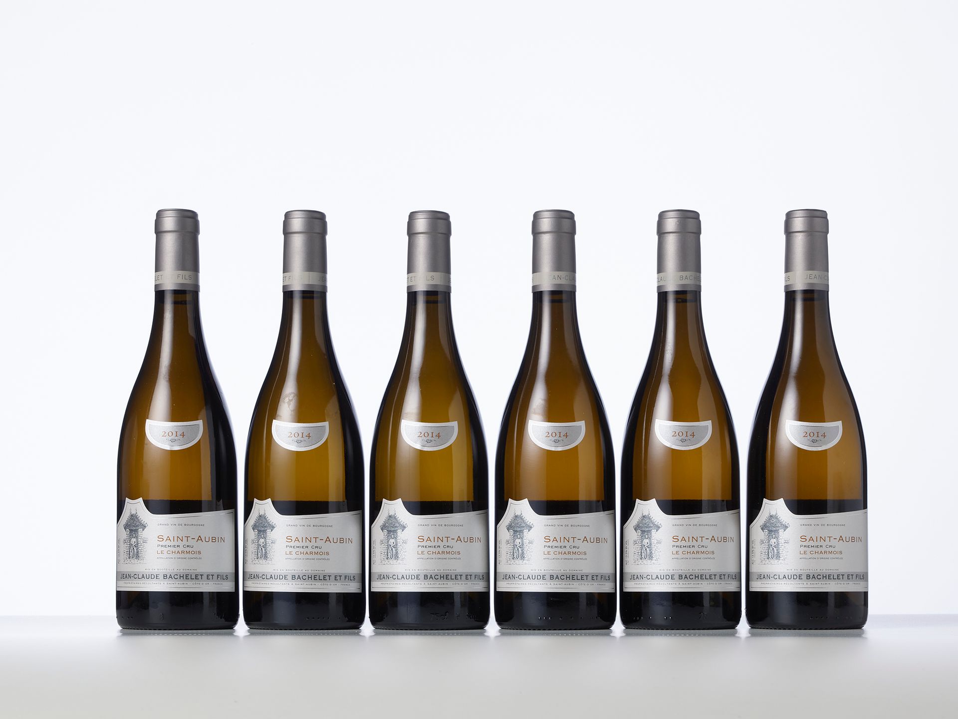 Null 6瓶SAINT-AUBIN LE CHARMOIS白葡萄酒 (1° Cru) 

年份：2014年 

产区：让-克劳德-巴切莱特酒庄及子酒庄