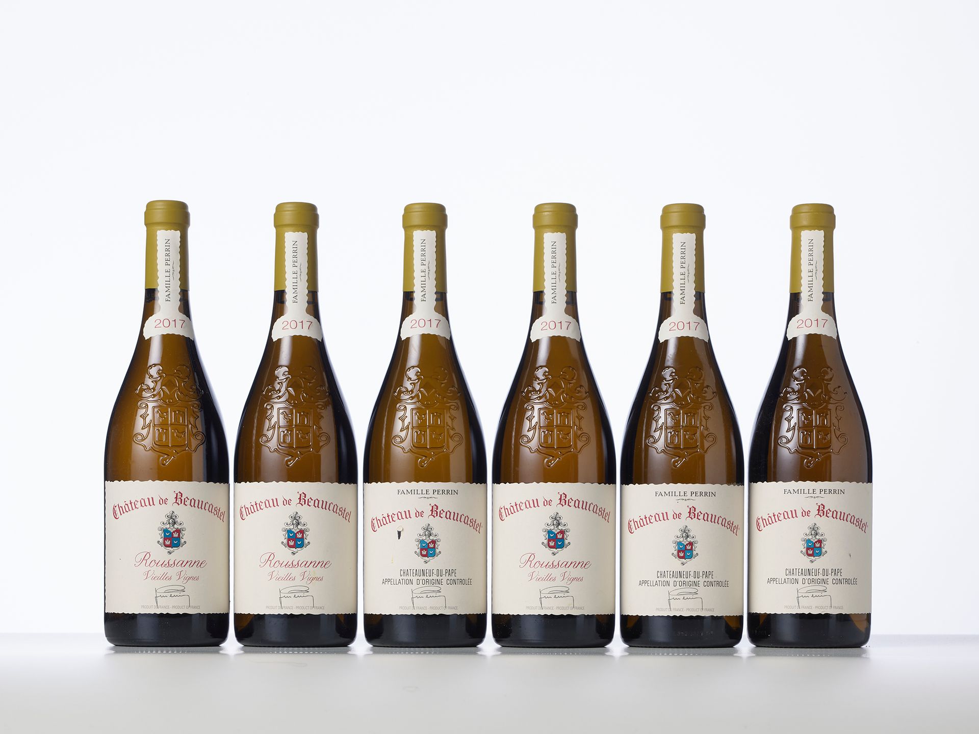 Null 3瓶 CHÂTEAUNEUF-DU-PAPE ROUSSANNE VIEILLES VIGNES白葡萄酒 

年份 : 2017 

产区：博卡斯特尔&hellip;