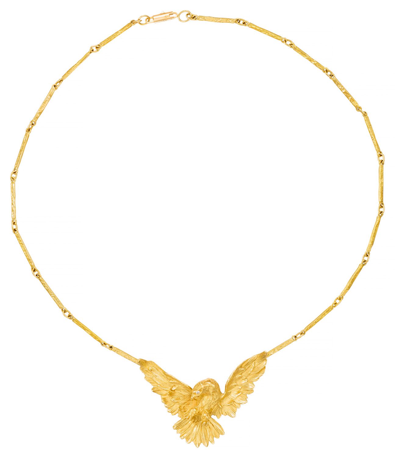 COLLIER Yellow gold necklace holding an eagle, his eye in diamond