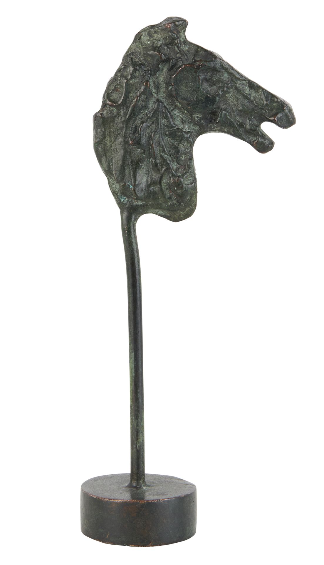 Diego GIACOMETTI 1902-1985 马头，约 1965 年
青铜质地，带古绿色铜锈，根据艺术家的原始石膏模型制作
颈部下方有迭戈签名 
高度：&hellip;