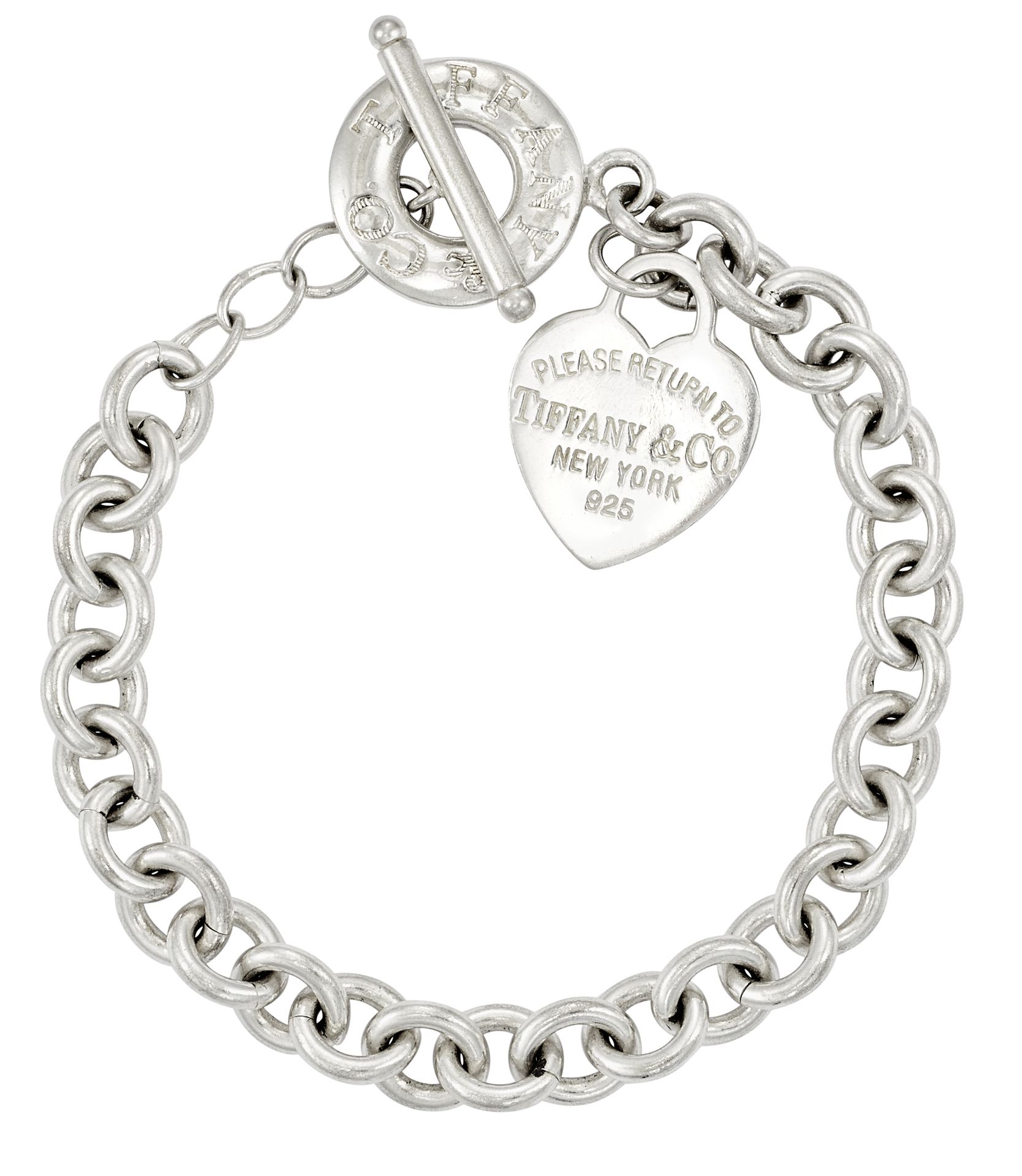 TIFFANY & CO Return to Tiffany" silver heart bracelet
Signed 
L: 21.5 cm - Ø lin&hellip;