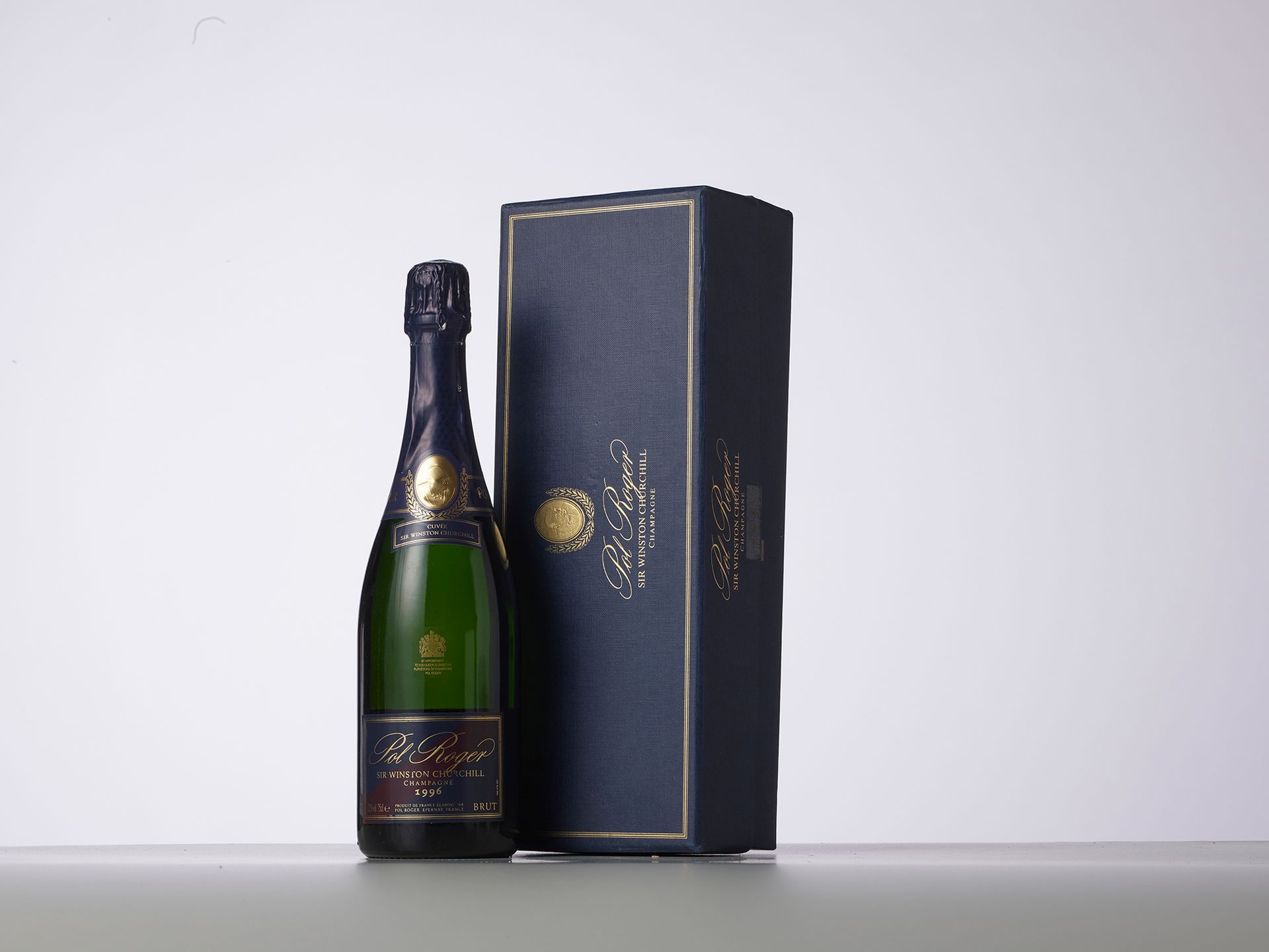 Null 1 Bouteille CHAMPAGNE BRUT "SIR WINSTON CHURCHILL" 
Année : 1996 
Appellati&hellip;