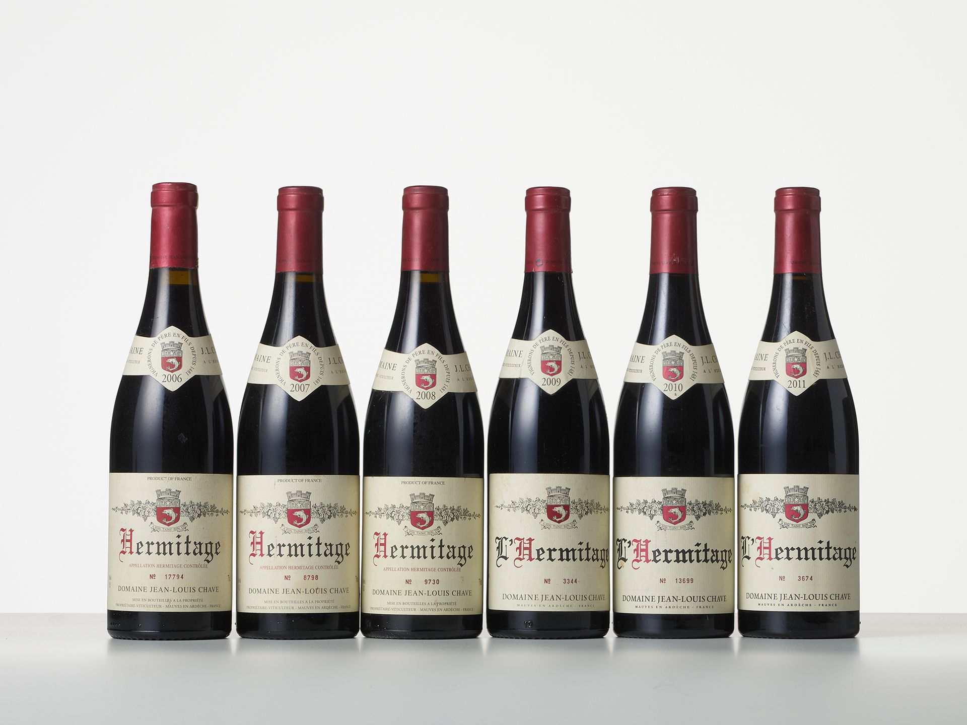 Null 1 瓶 HERMITAGE 红葡萄酒 
年份：2006 年 
产区 : 让-路易-沙维酒庄 
备注 : (标签上有轻微痕迹，但其他方面都很完美；瓶盖底&hellip;