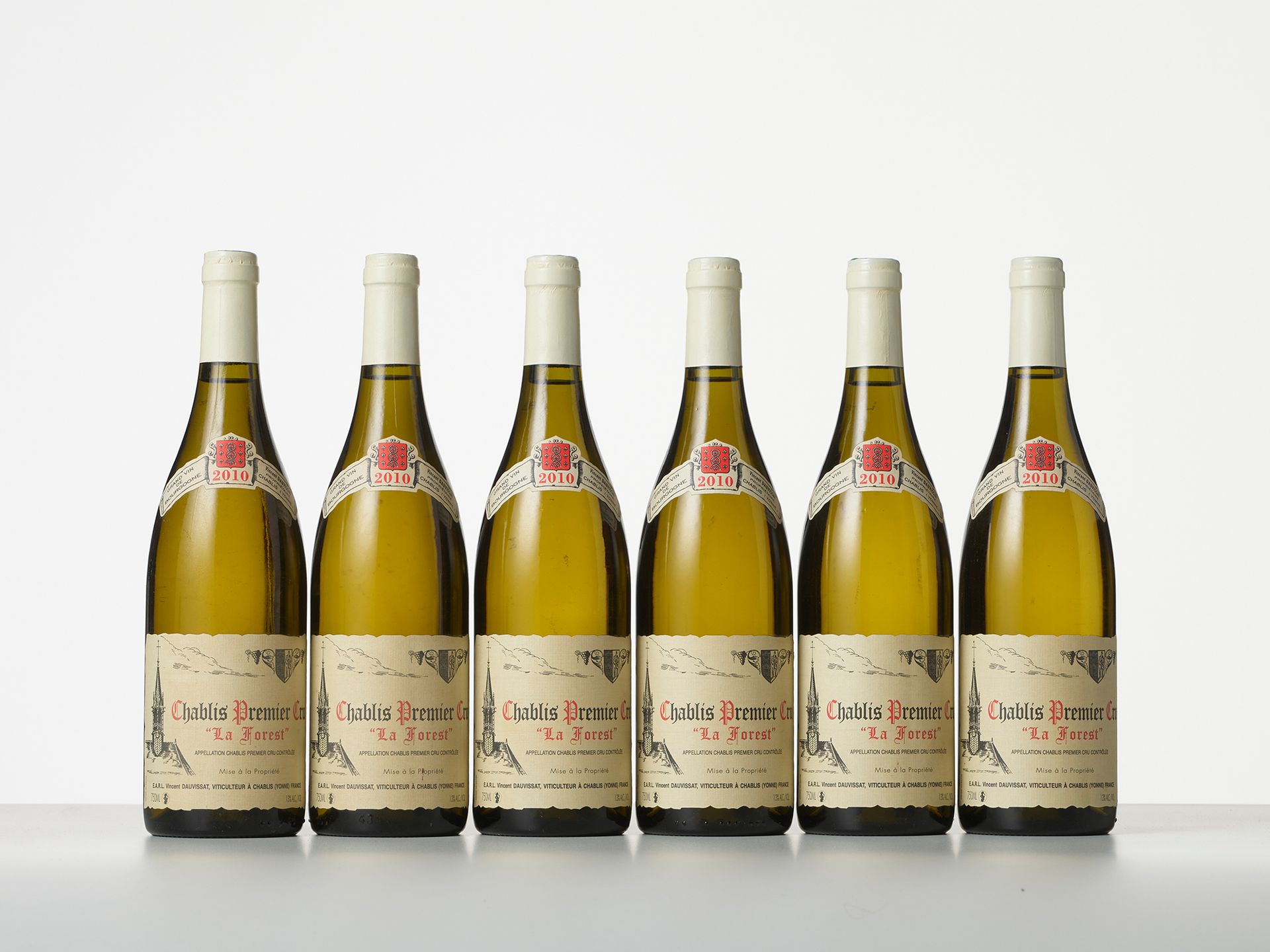 Null 6 Bottles CHABLIS LA FORÊT (1° Cru) 
Year : 2010 
Appellation : Domaine Vin&hellip;