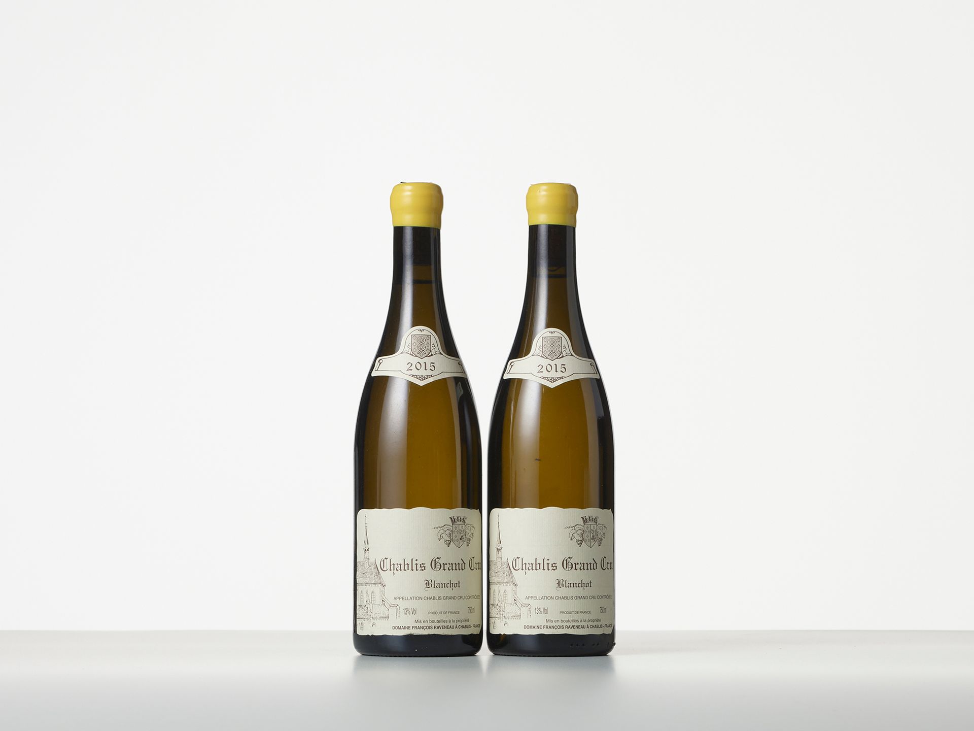 Null 2瓶夏布利斯-布朗肖（特级酒庄） 
年份：2015 
产区 : 弗朗索瓦-拉维诺酒庄