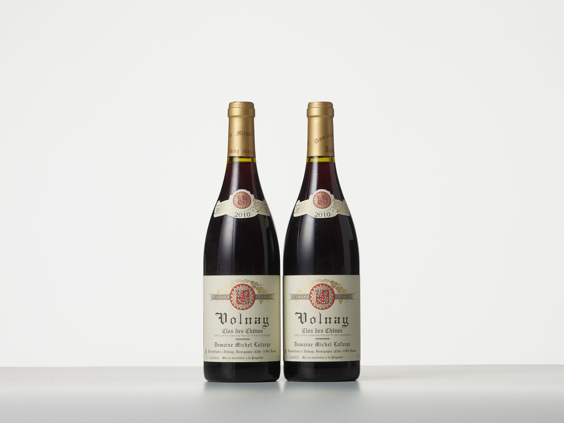 Null 2瓶伏尔纳干红（1级酒庄） 
年份：2010 年 
产区 : 米歇尔-拉法基酒庄