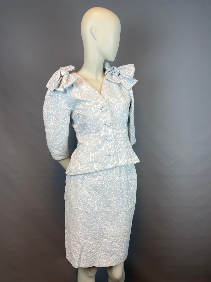 Null Guy LAROCHE

White and light blue cotton outfit with openwork flower motifs&hellip;