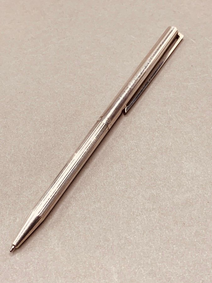 Null 
DUPONT

Kugelschreiber aus Silber, Krabbenstempel, nummeriert G6DV98 (Mech&hellip;