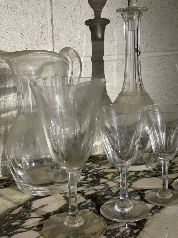 Null Partie de service de verres à pied en cristal Saint Louis, modèle "Tulipe",&hellip;