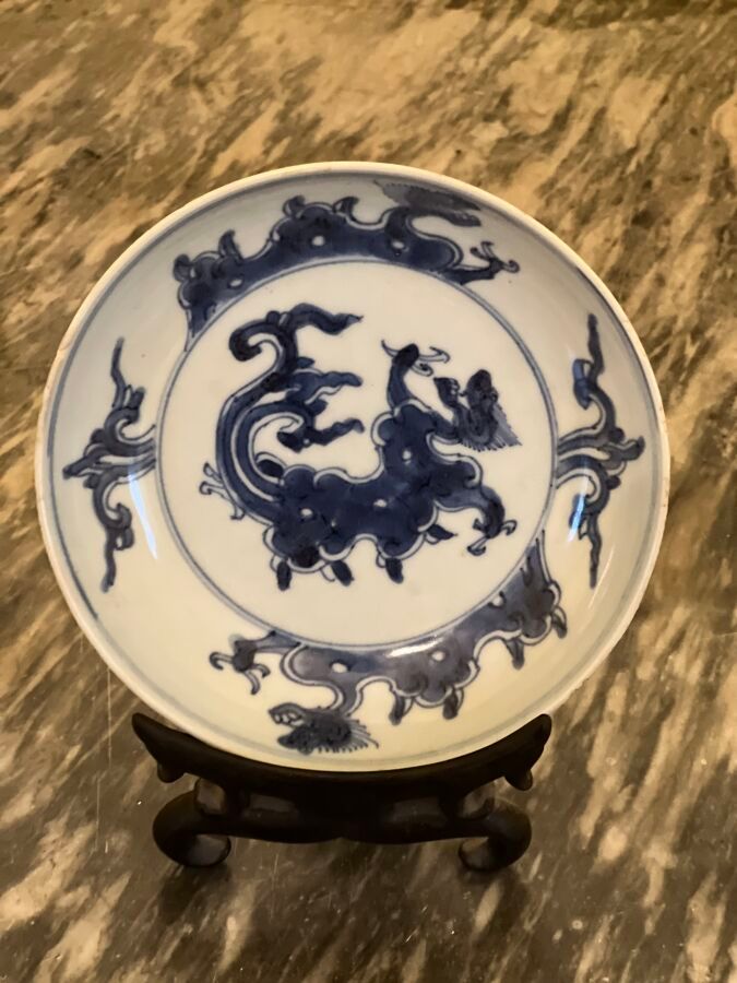Null CHINE POUR LE VIETNAM - XVIIIe siècle
Ensemble en porcelaine à décor en ble&hellip;