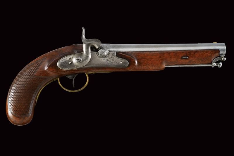 A percussion pistol by Carl Pirko 日期：19世纪中期19世纪中期出处。维也纳，圆形，滑膛，18毫米口径的枪管，底部有细框，有卡&hellip;