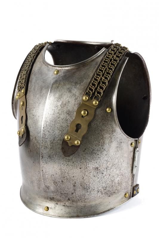 An 1825 model cuirass Datierung: 1831/33 Herkunft: Klingenthal, Brust- und Rücke&hellip;