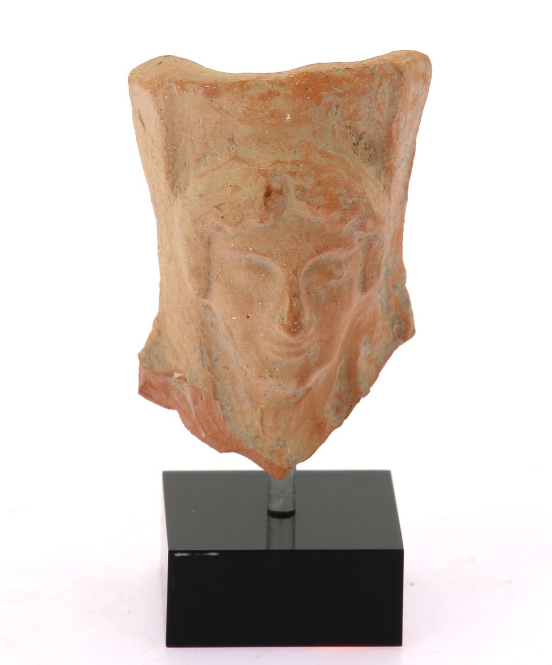 Null 戴着马球的德梅特面具，赤陶。公元前 4-3 世纪的古希腊。高 6 厘米（88 年 11 月 27 日，布洛涅海滨拍卖会，Benoît Prouvot）&hellip;
