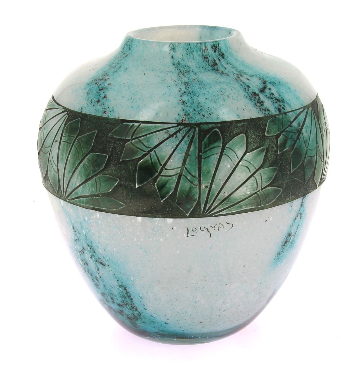 Null LEGRAS (1839 - 1916) - Vase en verre double à décor d'une frise à décor d'é&hellip;