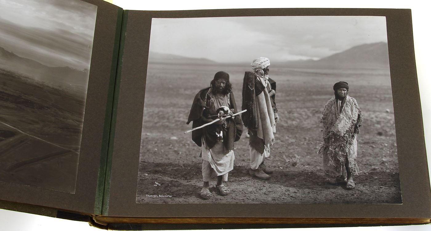 Null BALUCHISTAN e KASHMIR 1928 - Album di 34 fotografie di grande formato, circ&hellip;