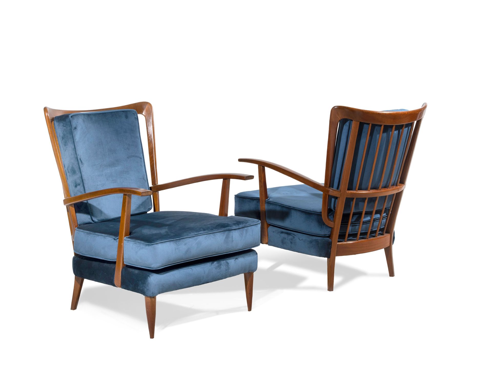 Paolo BUFFA (1903-1970) Pair of armchairs
Walnut, textile and brass 
Date of cre&hellip;