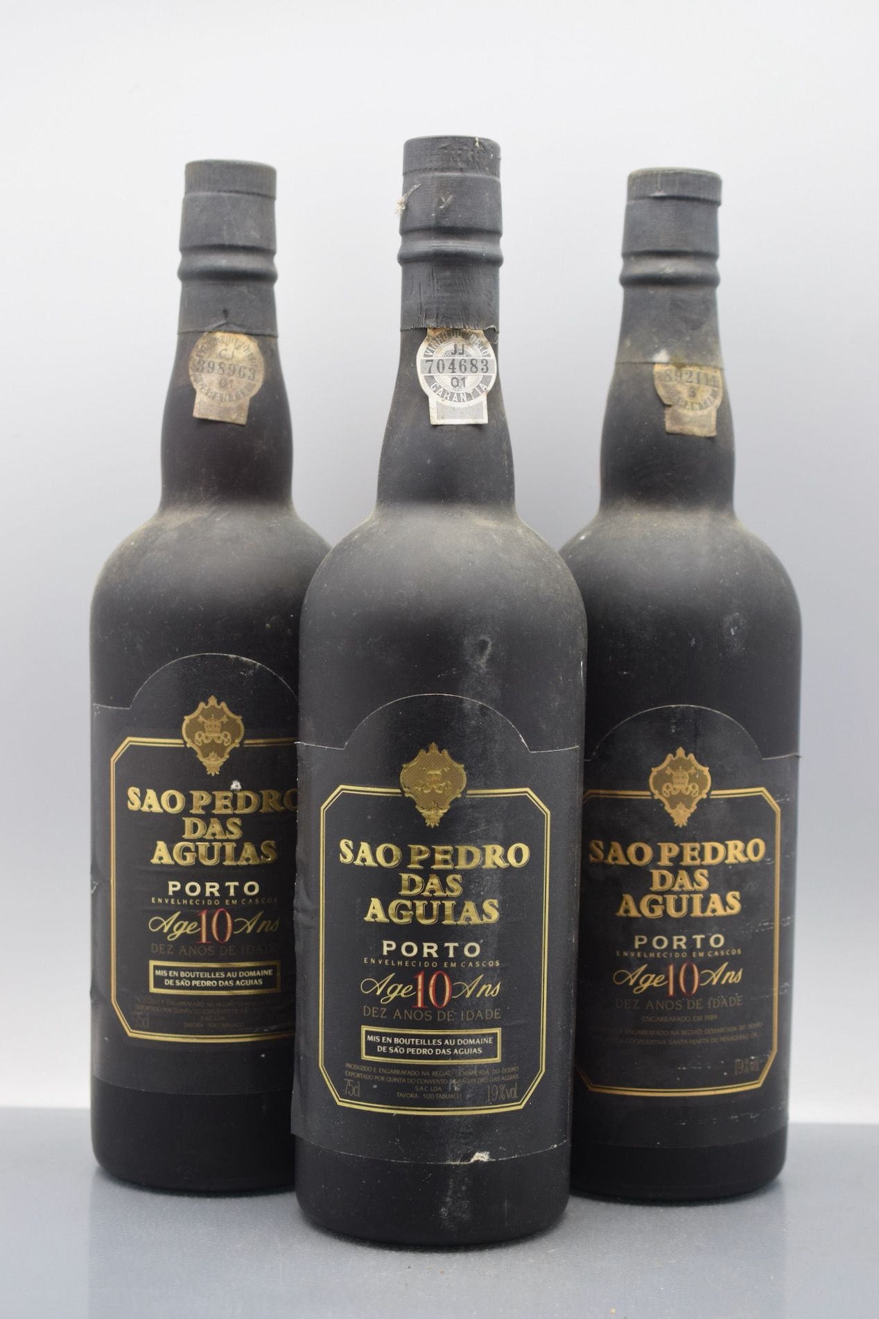 Null 3 bottles PORTO Sao Pedro das Aguias 10 years (bottled in 1992)