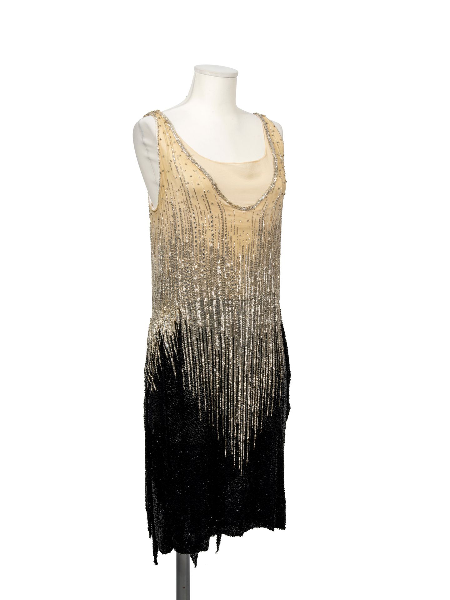 Null Gabrielle CHANEL (attribué à), Collection Haute Couture, circa 1925

Robe d&hellip;