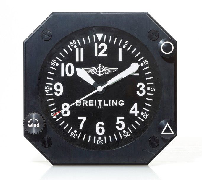 BREITLING Horloge murale Breitling cadran noir avec chiffres arabes blanc avec l&hellip;