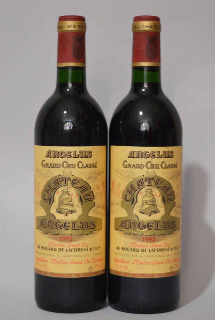 Null l'Angélus 1er grand cru Saint-Emilion酒庄2瓶，1992年