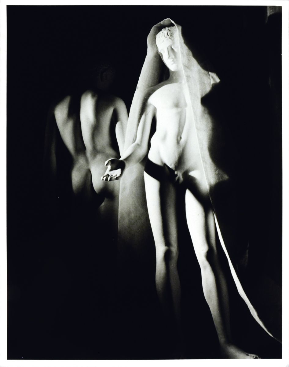 Null 
Herbert LIST (1903-1975)
Sculpture de nu masculin, années 1940-1950 Tirage&hellip;