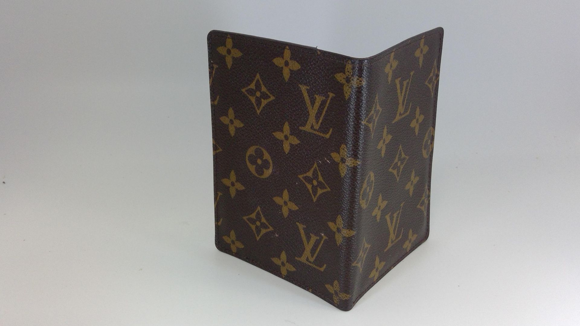 100+] Louis Vuitton Desktop Wallpapers