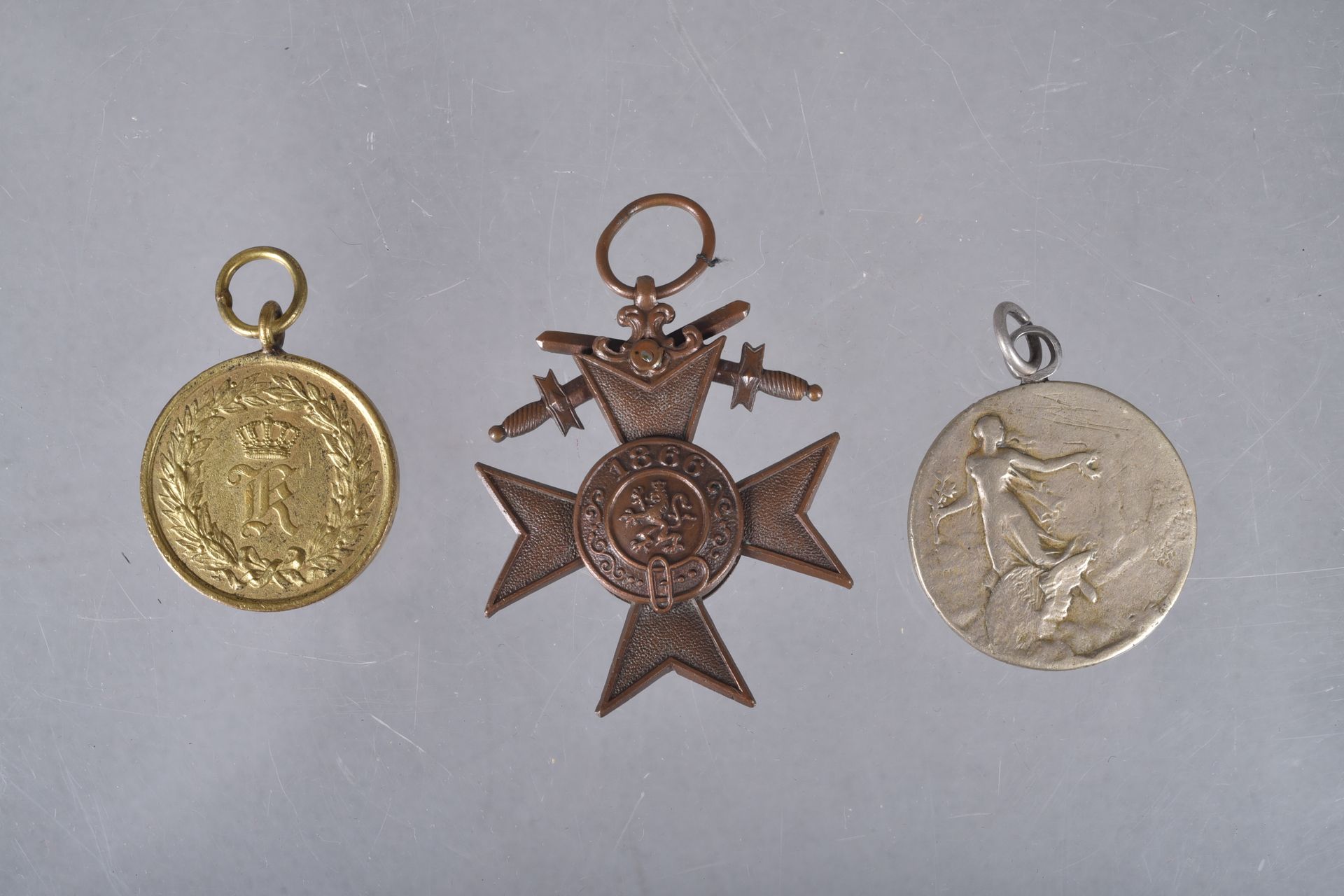 Null DEUTSCHLAND. Drei Medaillen, darunter: Bayerische Militärverdienstmedaille &hellip;
